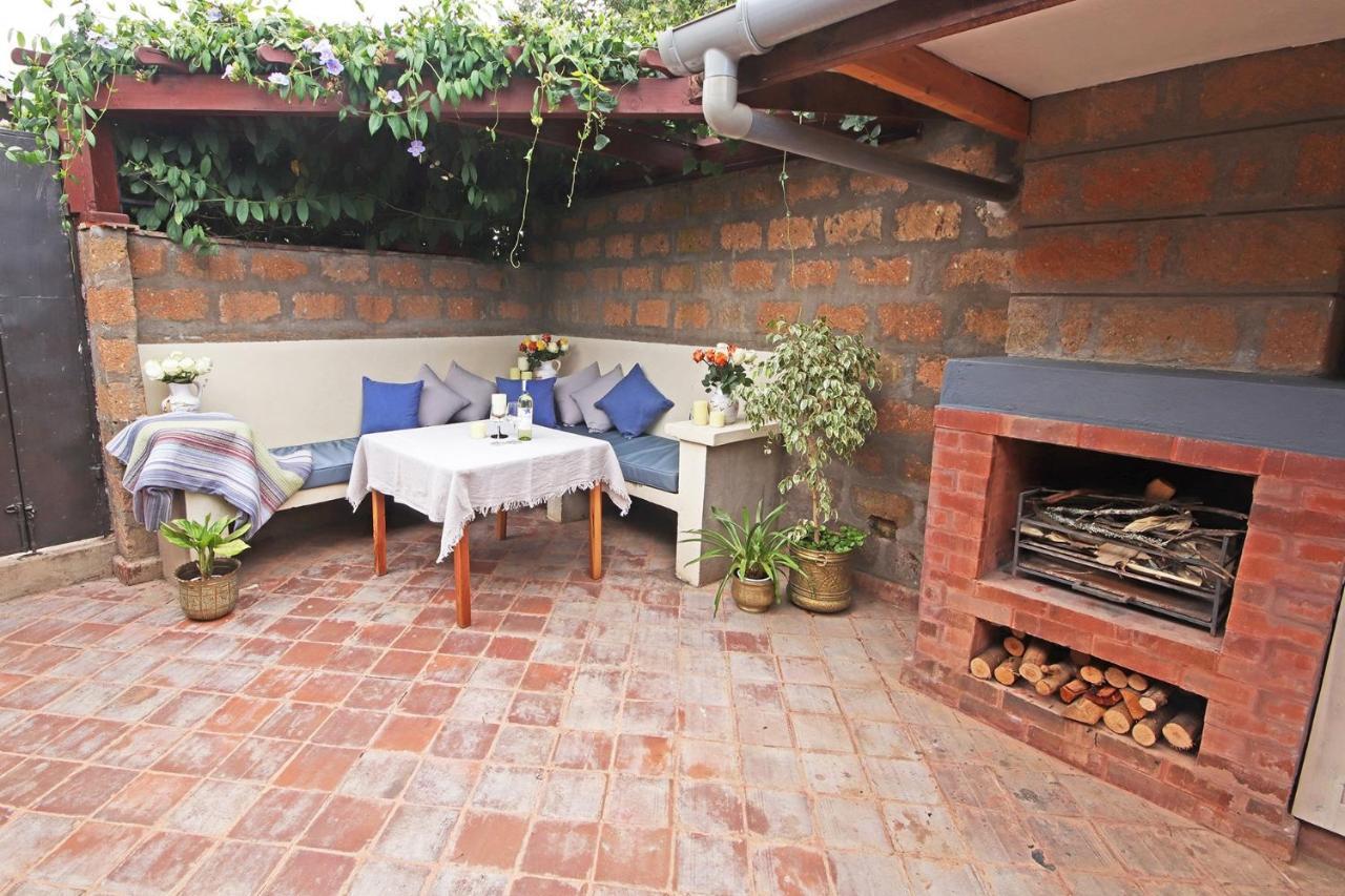 Olesamara Collection Hotell Nanyuki Exteriör bild